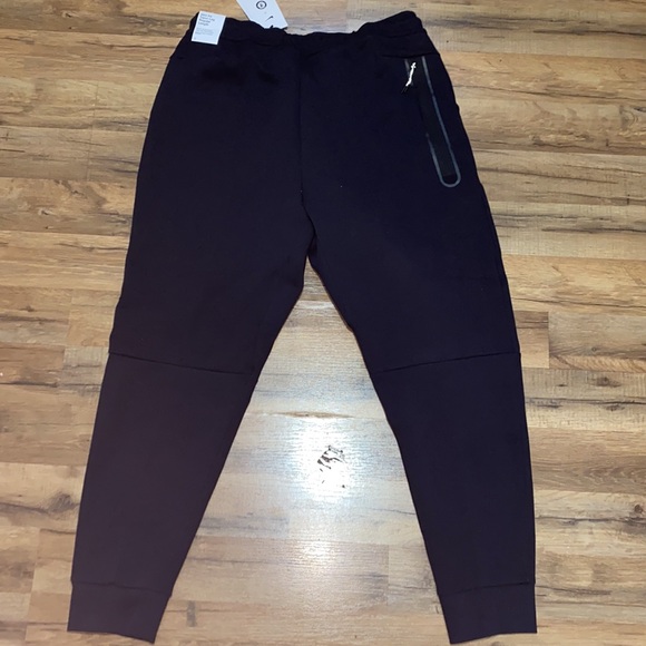Nike Chelsea Football Club Tech Fleece Joggers - Picture 10 of 12